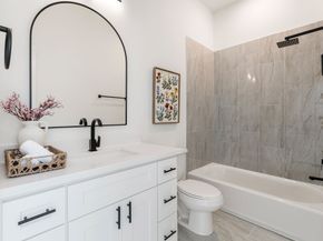 1215 Sampson Street, Houston TX 77003