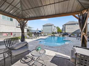 1303 Upland Retreat Blue Place, Houston TX 77043