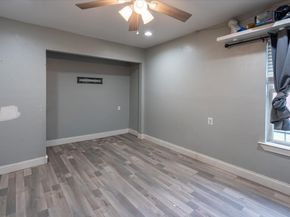 6817 Kassarine Pass, Houston TX 77033