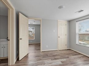 7413 Dallas Street, Houston TX 77011