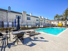 338 Wilcrest Drive 338, Houston TX 77042