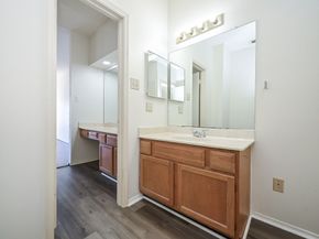 338 Wilcrest Drive 338, Houston TX 77042