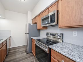 338 Wilcrest Drive 338, Houston TX 77042