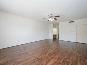 338 Wilcrest Drive 338, Houston TX 77042