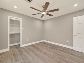 7024 Gonzales Street, Houston TX 77020