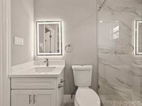 7024 Gonzales Street, Houston TX 77020