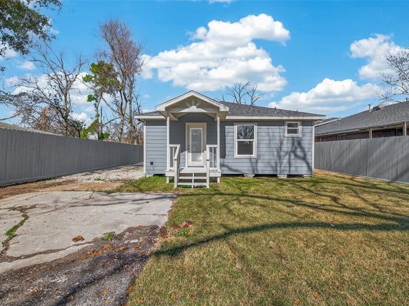 7024 Gonzales Street, Houston TX 77020