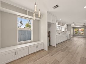 7024 Gonzales Street, Houston TX 77020