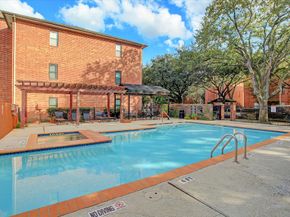 4041 Law Street 512, Houston TX 77005