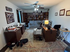 5030 Bayou Vista Drive, Houston TX 77091