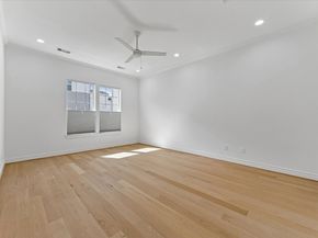 2813 Clinton Drive, Houston TX 77020