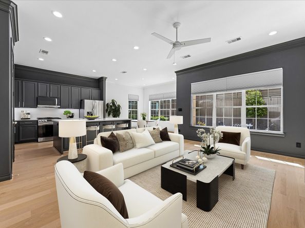 2813 Clinton Drive, Houston TX 77020