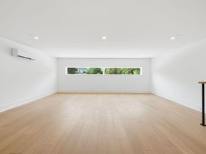 5011 Glenmeadow Drive, Houston TX 77096