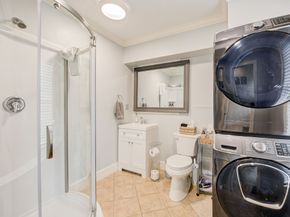 408 Tabor Street, Houston TX 77009