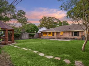 9813 Pine Lake Drive Drive, Houston TX 77055