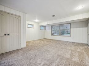 9813 Pine Lake Drive Drive, Houston TX 77055