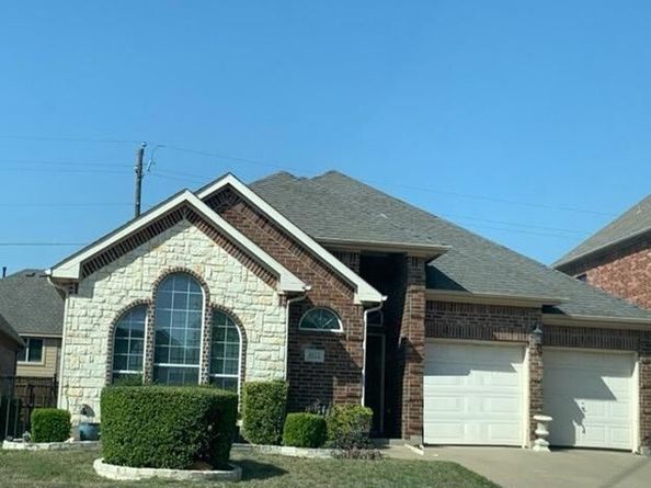 1822 Masters Drive, DeSoto TX 75115