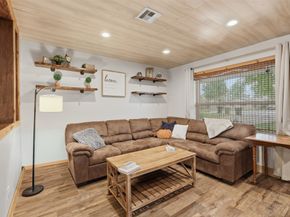 3227 Cliffdale Street, Houston TX 77091
