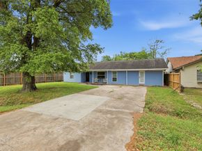 3227 Cliffdale Street, Houston TX 77091
