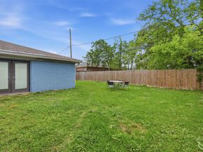 3227 Cliffdale Street, Houston TX 77091