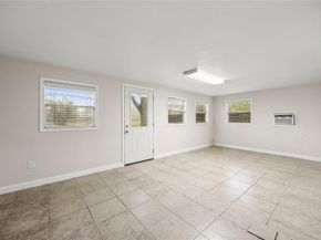1607 Buescher Drive, Houston TX 77043