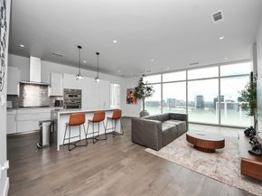 4521 San Felipe Street 1904, Houston TX 77027