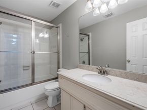 3004 Autumn Creek Drive, Friendswood TX 77546