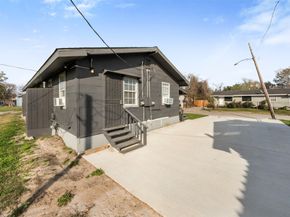 8331 Garland St Street, Houston TX 77017