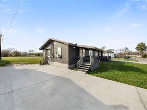 8331 Garland St Street, Houston TX 77017