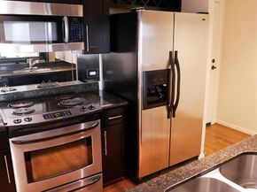 3525 Sage Road 1001, Houston TX 77056