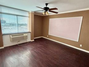 7520 Hornwoood 1204, Houston TX 77036