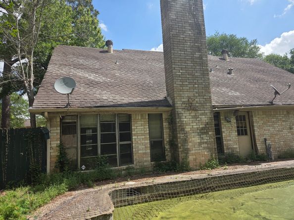 6911 Oak Bough Drive, Houston TX 77088