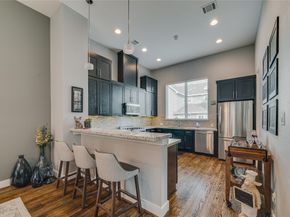 1202 W Dallas Street, Houston TX 77019