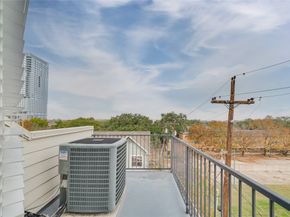 1202 W Dallas Street, Houston TX 77019