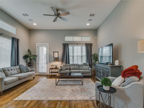 1202 W Dallas Street, Houston TX 77019