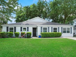 1803 Libbey Drive, Houston TX 77018