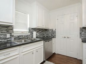 4331 Marina Street B, Houston TX 77007