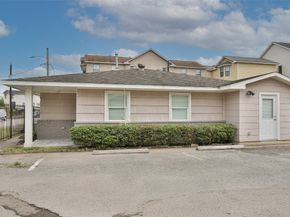 4331 Marina Street B, Houston TX 77007