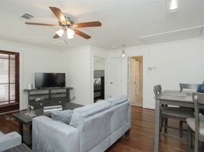 4331 Marina Street B, Houston TX 77007