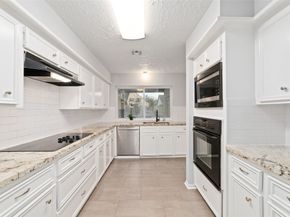 7107 Plaza Del Sol Drive, Houston TX 77083