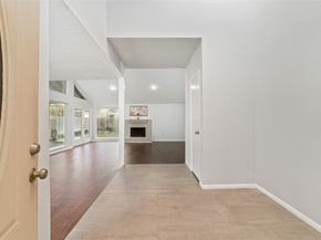 7107 Plaza Del Sol Drive, Houston TX 77083