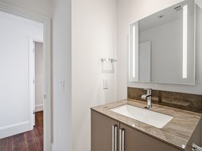 1701 Hermann Drive 34L, Houston TX 77004