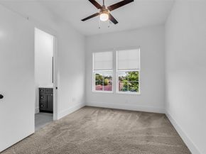 204 Burr Street G, Houston TX 77011