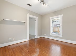 1015 E 14th Street, Houston TX 77009