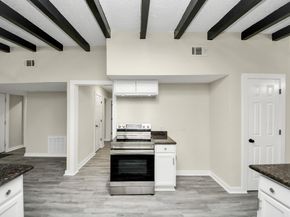 2626 Knotty Oaks Trail, Houston TX 77045