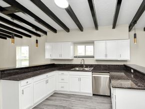 2626 Knotty Oaks Trail, Houston TX 77045