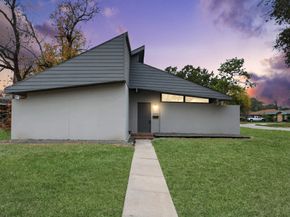 2626 Knotty Oaks Trail, Houston TX 77045
