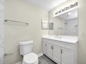 2626 Knotty Oaks Trail, Houston TX 77045
