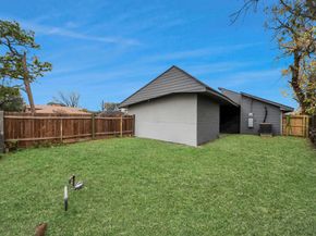 2626 Knotty Oaks Trail, Houston TX 77045