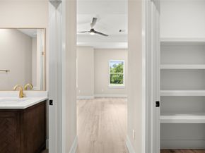 4117 Kewanee Street A/B, Houston TX 77051